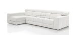 Sofá con chaise longue en piel blanca